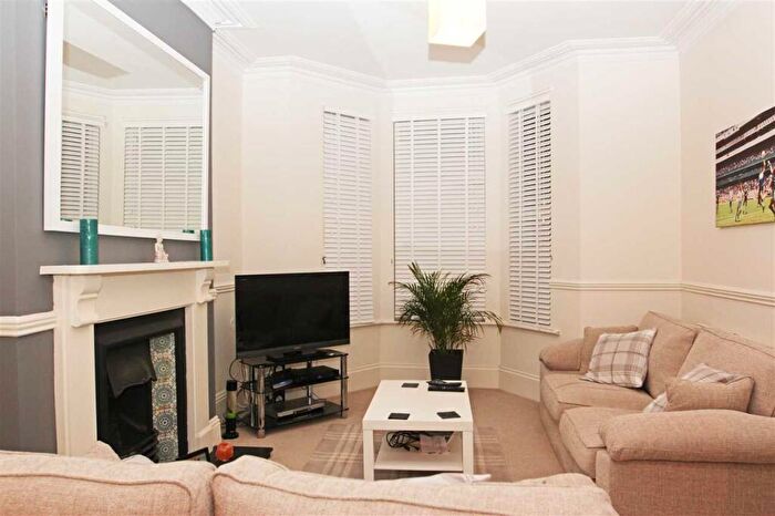 3 Bedroom Terraced House To Rent In Turret Grove, Plymouth, PL4