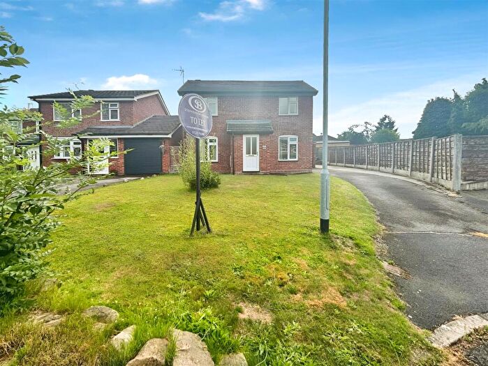 3 Bedroom Detached House To Rent In Blakelow Close, Middlewich, CW10