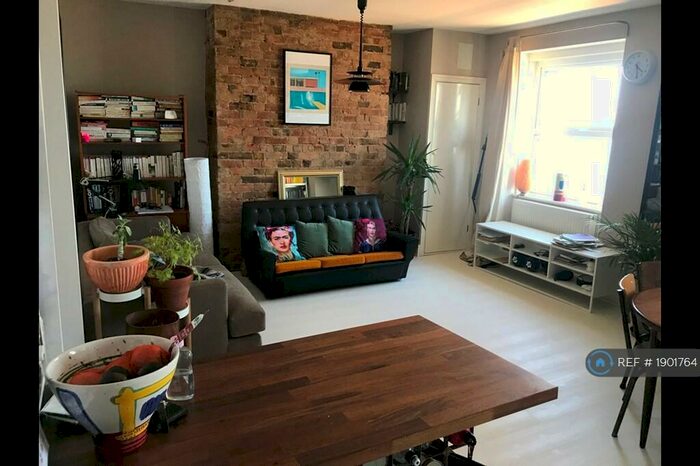 1 Bedroom Flat To Rent In Cliftonville, Margate, CT9