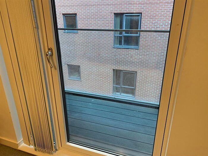 3 Bedroom Flat To Rent In Simpson Street, Manchester, M4