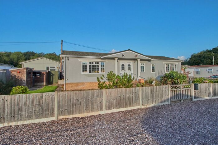 3 Bedroom Park Home For Sale In Hinckley Road, Sapcote, LE9