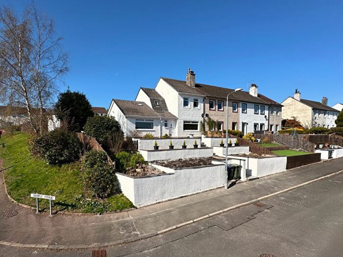 3 Bedroom End Of Terrace House For Sale In Semple Avenue, Lochwinnoch, PA12