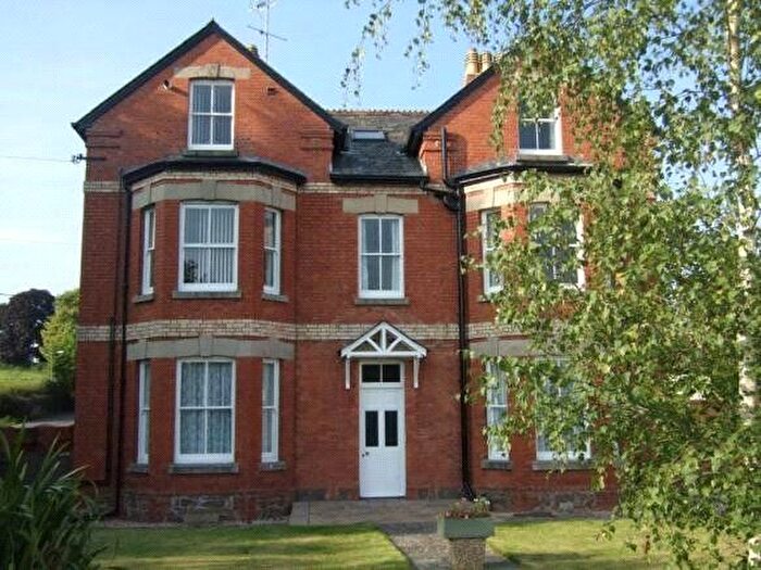 2 Bedroom Flat For Sale In Lower Town, Halberton, Tiverton, Devon, EX16