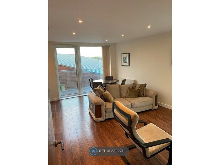 2 Bedroom Flat To Rent In Loch Crescent, Edgware, HA8