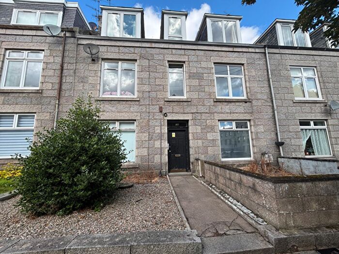1 Bedroom Flat For Sale In Top Floor Left, Union Grove, Aberdeen, Aberdeen City, AB10