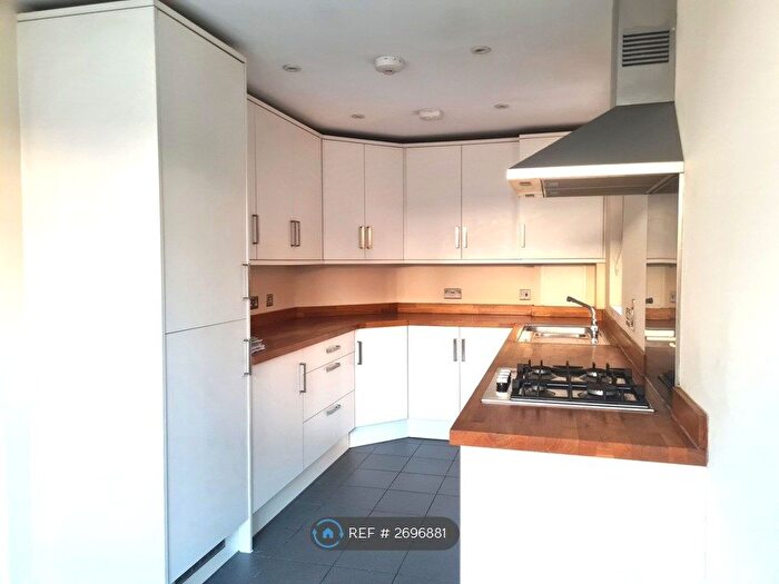 2 Bedroom Semi Detached House To Rent In Shepard Place, Pangbourne, Reading, RG8