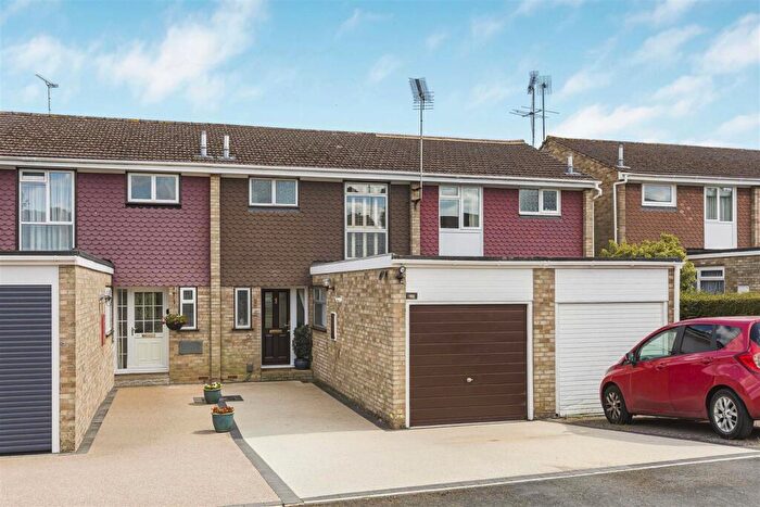 3 Bedroom Terraced House For Sale In Hazeldell, Watton At Stone, SG14