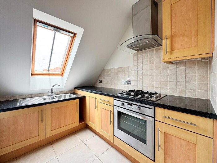 2 Bedroom Flat To Rent In Burtley Road, Bournemouth, Dorset, BH6