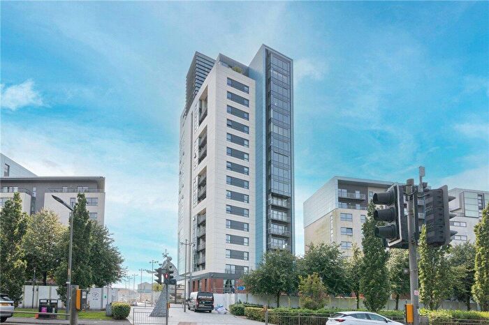 2 Bedroom Apartment To Rent In Meadowside Quay Square, Glasgow, G11