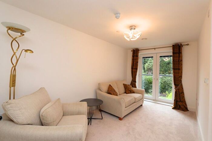 1 Bedroom Retirement Property For Sale In School Brow, Romiley, Stockport, SK6