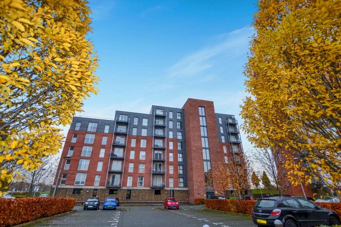 2 Bedroom Flat To Rent In Stillwater Drive, Sports City, Openshaw, Manchester, M11