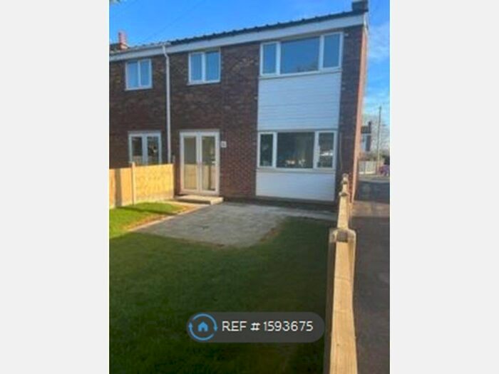 3 Bedroom Semi-Detached House To Rent In Hillcrest Avenue, Featherstone, Pontefract, WF7
