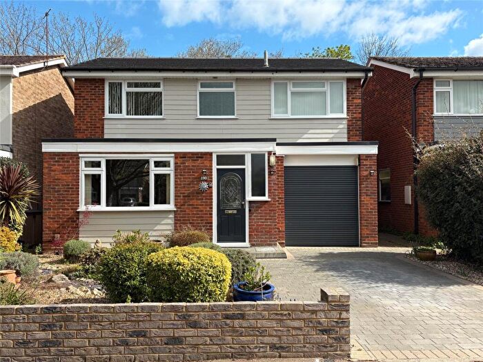 4 Bedroom Detached House For Sale In Barnstaple Road, Southend-on-Sea, Essex, SS1