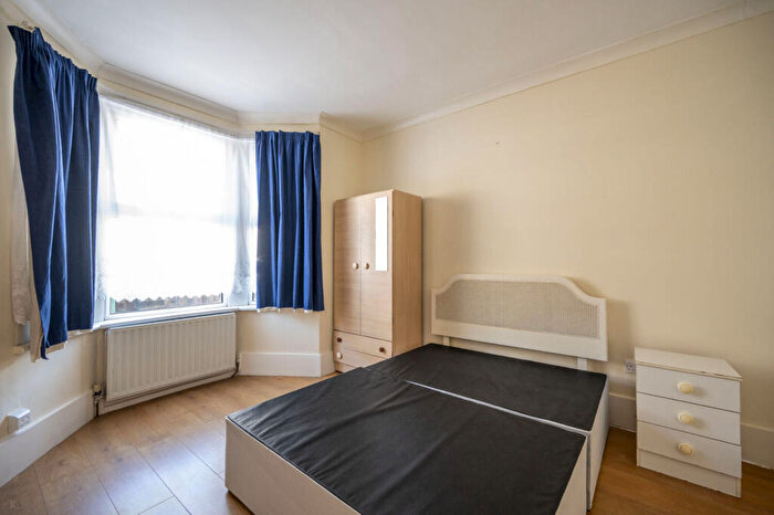 5 Bedroom Terraced House For Sale In Dongola Road, Plaistow, London, E13
