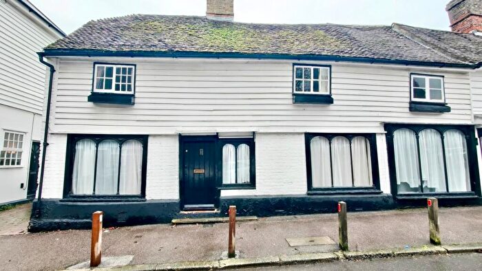 3 Bedroom Semi-Detached House To Rent In Church Street, Cliffe, Rochester, Kent, ME3