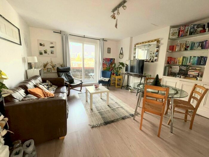 2 Bedroom Flat To Rent In Goldhurst Terrace, NW6