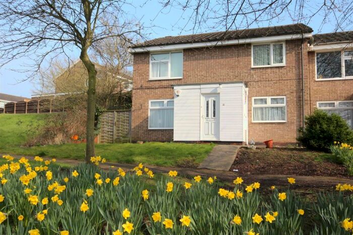 2 Bedroom Maisonette To Rent In Bradwell Close, Mickleover, DE3