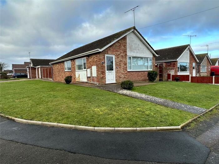 3 Bedroom Bungalow To Rent In Brooke Avenue, Caister-on-Sea, Great Yarmouth, Norfolk, NR30