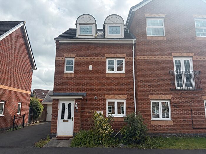 3 Bedroom Semi-Detached House To Rent In Savannah Place, Warrington, WA5