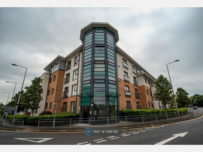 2 Bedroom Flat To Rent In Hogg Lane, Grays, RM17