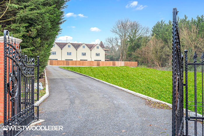 3 Bedroom Terraced House To Rent In Clockhouse Mews, Daws Hill, E4