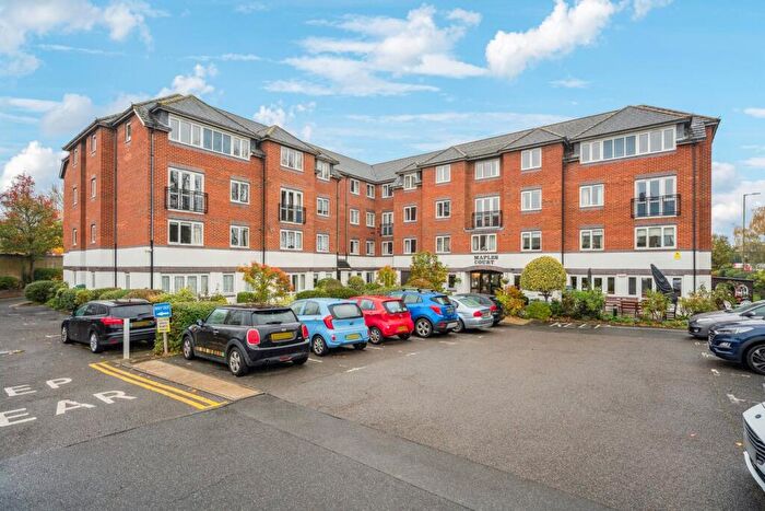 2 Bedroom Apartment For Sale In Maples Court, Bedford Road, Hitchin, SG5