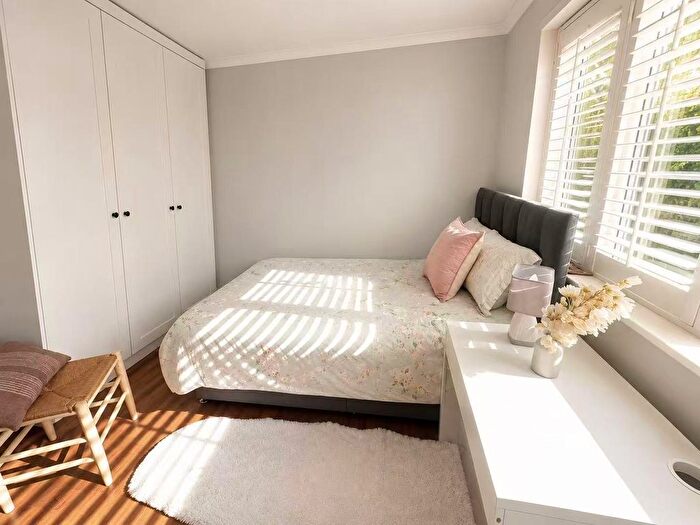 5 Bedroom Town House To Rent In Purley, CR8