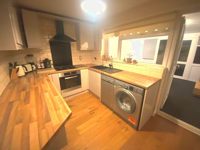 2 Bedroom Semi-Detached House To Rent In Barrett Close, King's Lynn, PE30