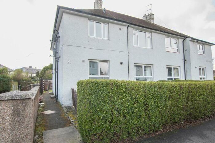 2 Bedroom Flat To Rent In Ashley Terrace, Alloa, FK10