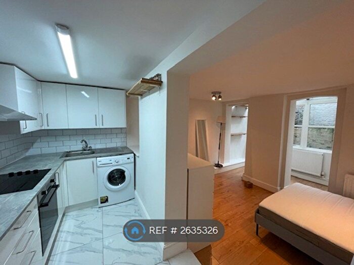 1 Bedroom Flat To Rent In Pratt Street, London, NW1