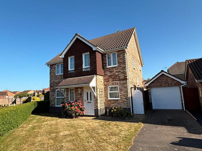 4 Bedroom Detached House For Sale In Avocet Close, Kirby Cross, CO13