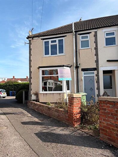 3 Bedroom End Terrace House To Rent In Phyllis Avenue, Grimsby, DN34