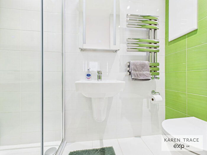 3 Bedroom Semi-Detached House For Sale In Chandlers Walk, Charlestown, PL25