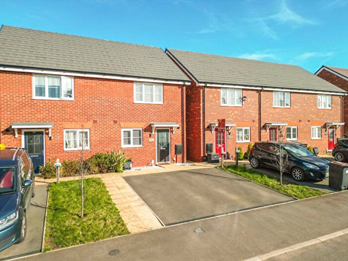 2 Bedroom Semi Detached House For Sale In Parliament Drive, Nuneaton, CV11