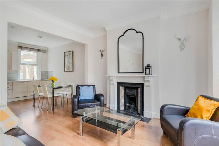 3 Bedroom Flat To Rent In Danehurst Street, London, SW6