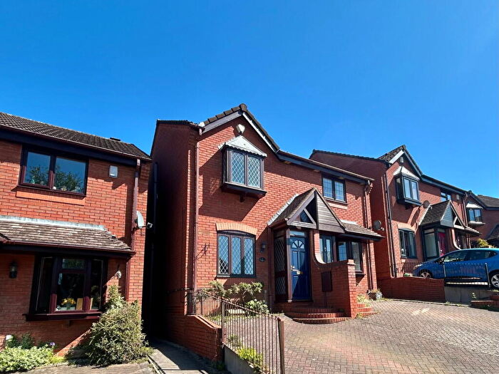 2 Bedroom Semi-Detached House For Sale In Gideons Close, Lower Gornal, DY3