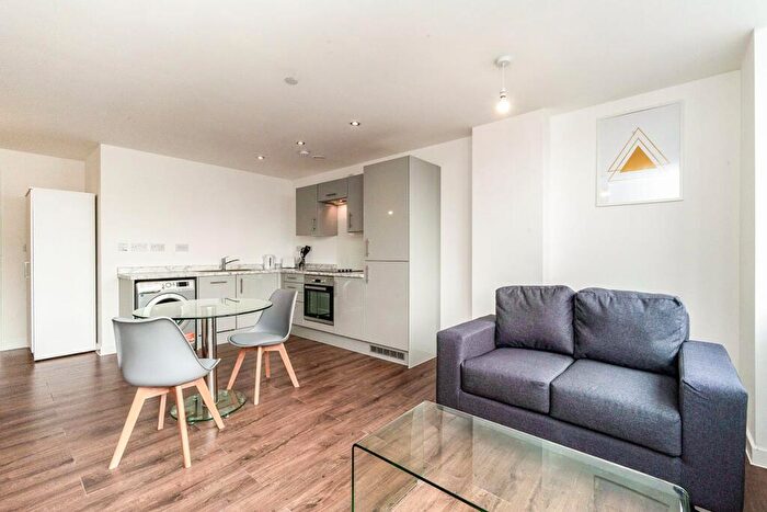 Apartment To Rent In Tithebarn Street, Liverpool, Merseyside, L2
