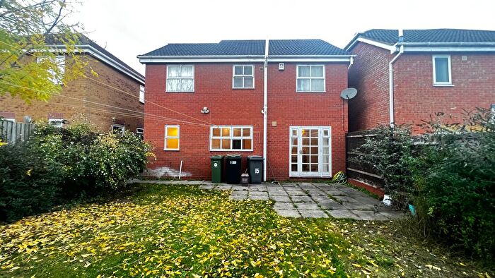 4 Bedroom Semi-Detached House To Rent In Montgomery Avenue, Shefford, SG17