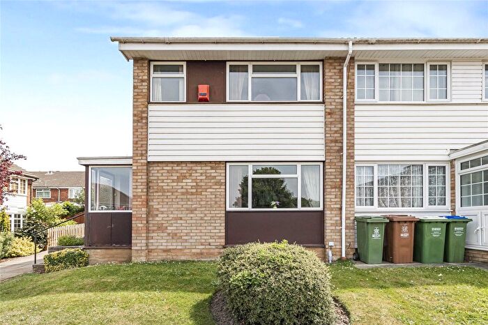3 Bedroom End Terrace House For Sale In Wordsworth Road, Welling, Kent, DA16