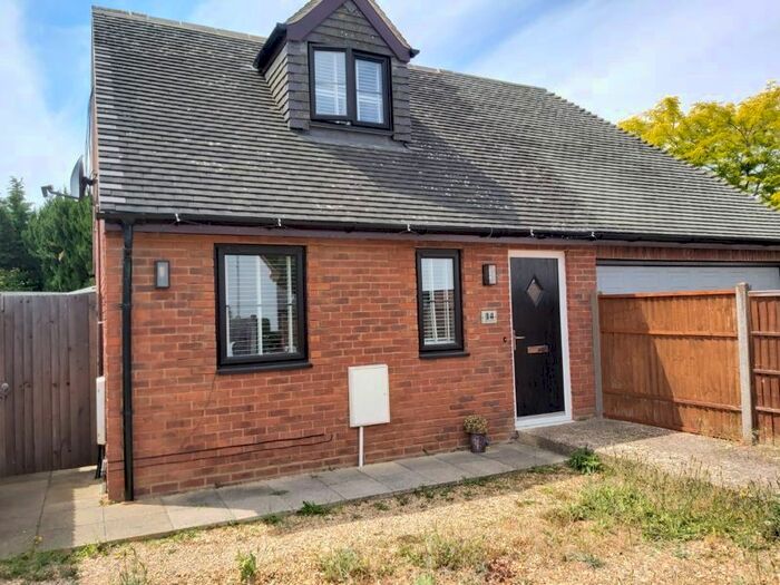 1 Bedroom Semi-Detached House To Rent In Apple Tree Close, Silsoe, Bedford, MK45