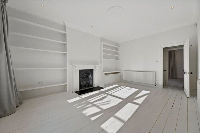 1 Bedroom Flat To Rent In Leamington Road Villas, London, W11