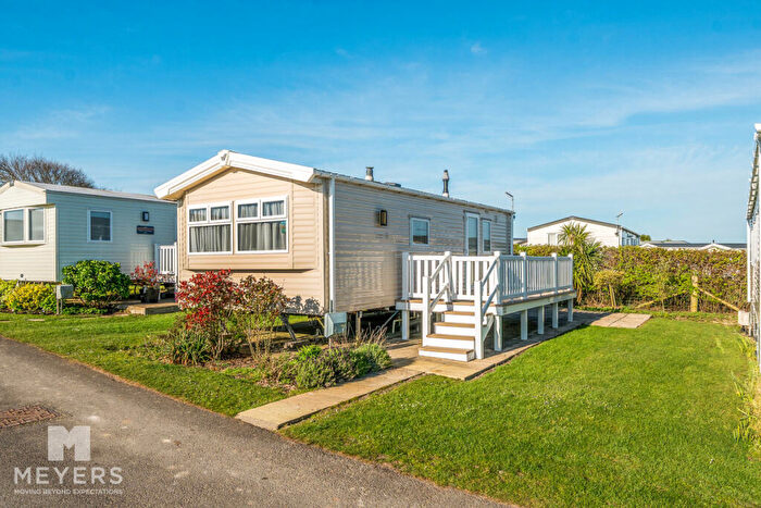 2 Bedroom Park Home For Sale In Durdle Door Holiday Park, West Lulworth, BH20