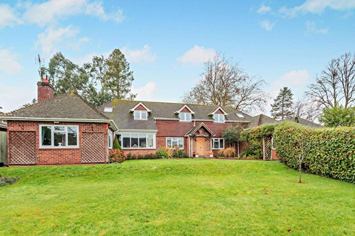 5 Bedroom Detached House For Sale In Bere Court Road, Pangbourne, Berkshire, RG8