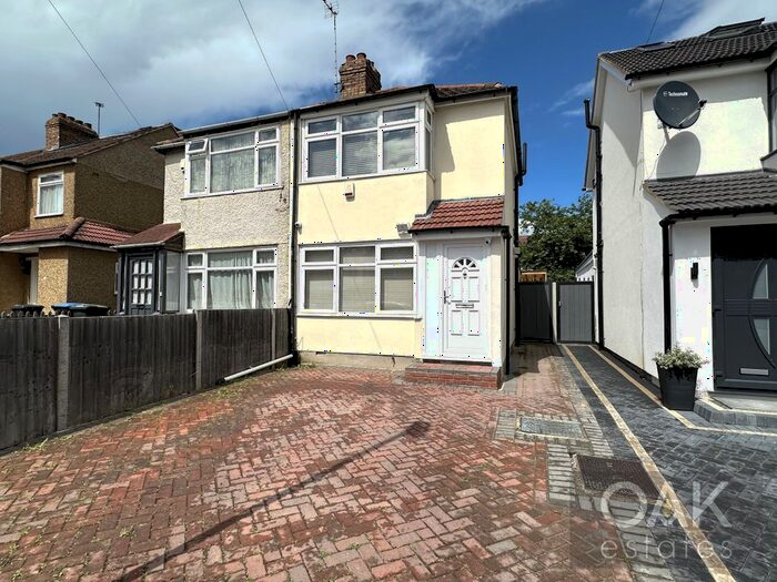 2 Bedroom Semi-Detached House To Rent In Longfield Avenue, Enfield, EN3