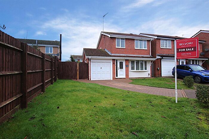 4 Bedroom Detached House For Sale In Fleetwind Drive, East Hunsbury, NN4