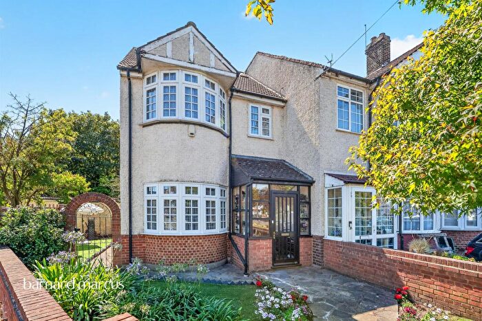 4 Bedroom End Of Terrace House For Sale In Baker Lane, Mitcham, CR4