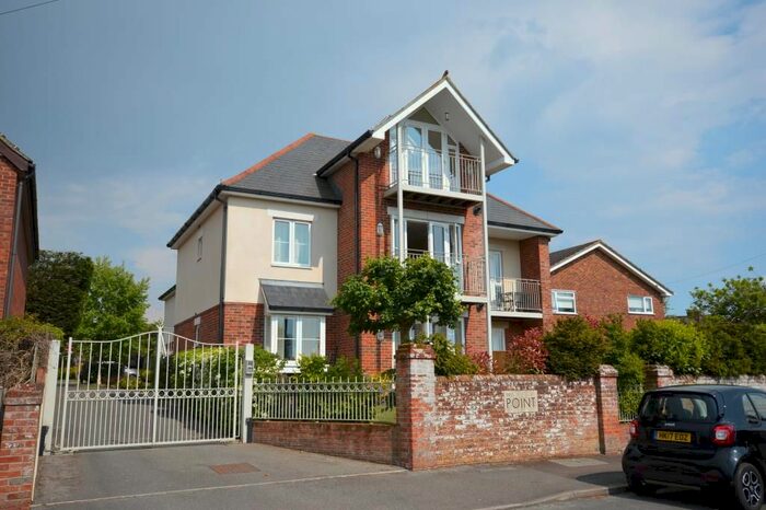 2 Bedroom Flat To Rent In The Point, Southern Road, Lymington, Hampshire, SO41