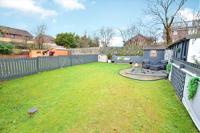1 Bedroom Apartment For Sale In MacDonald Grove, Bellshill, ML4