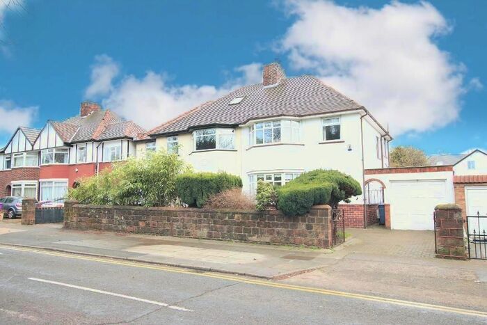 3 Bedroom Semi-Detached House To Rent In Aigburth Hall Avenue, Aigburth, Liverpool, Merseyside, L19