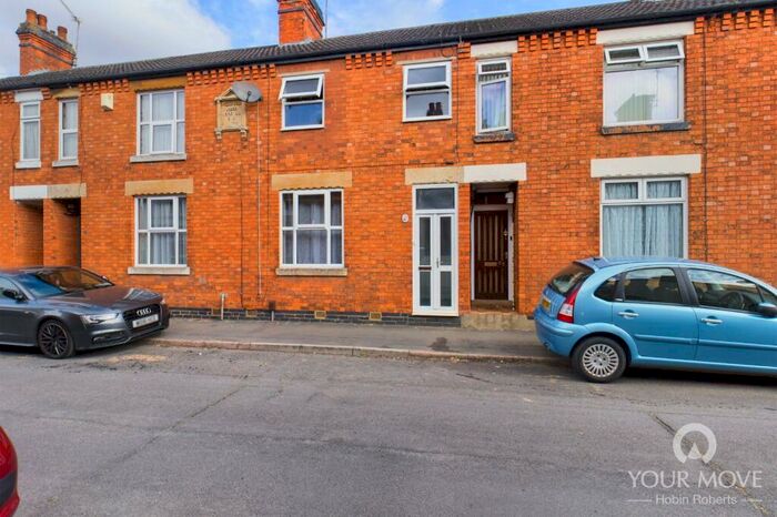 3 Bedroom Terraced House To Rent In Crispin Street, Rothwell, Kettering, NN14